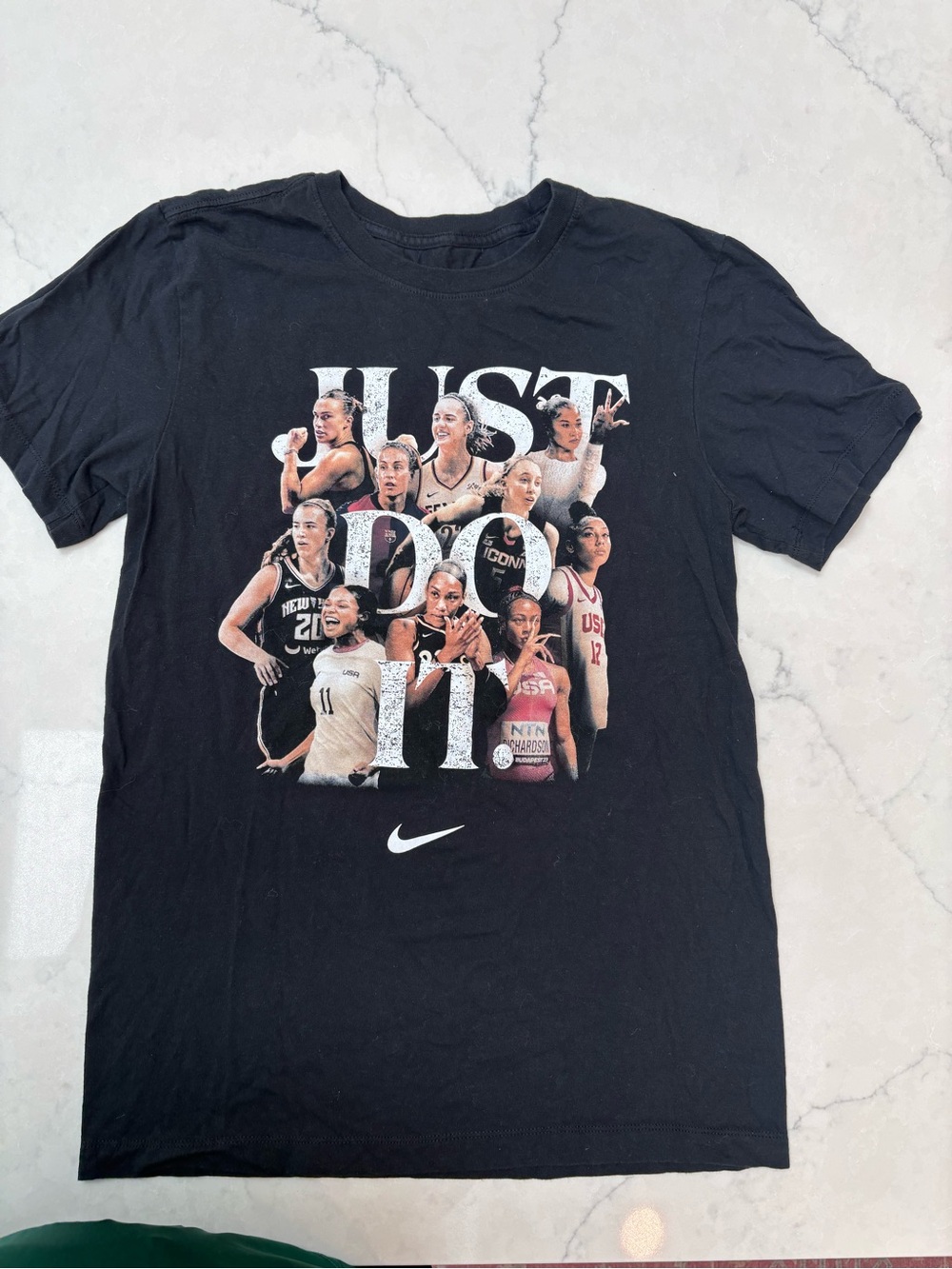 Nike Black Women's 'Just Do It' Basketball Graphic Tee - female athletes